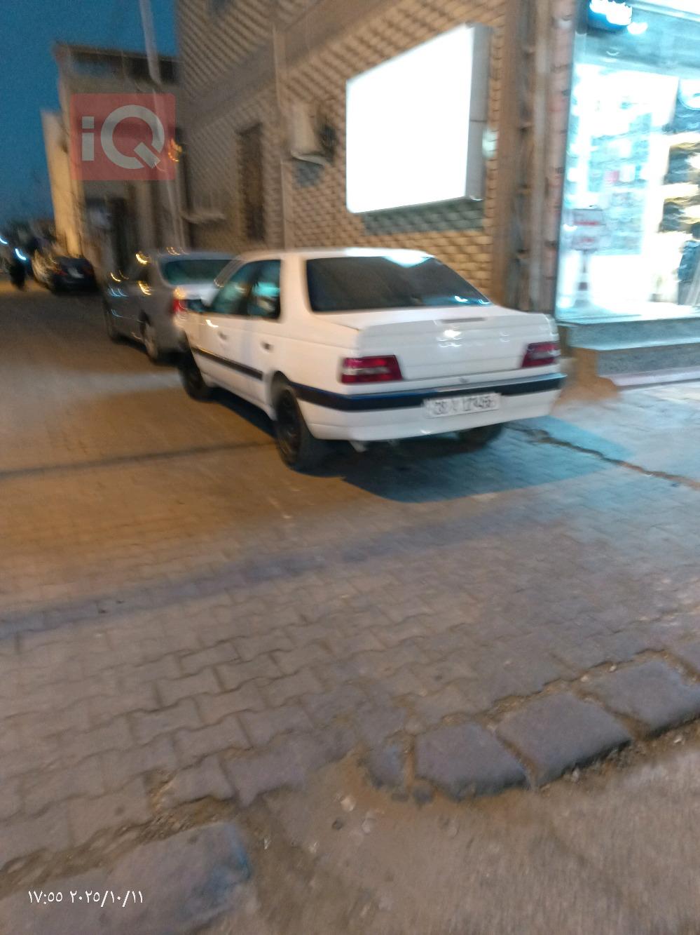 Peugeot 405